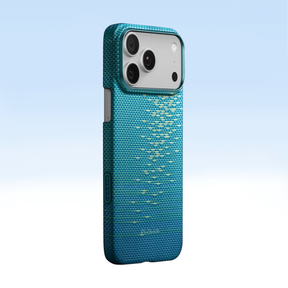 PITAKA Edge Ultra Slim MagSafe Case – Lucid Blue